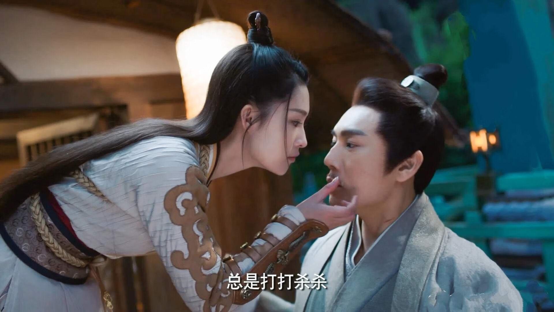 欧洲足球赛场上的豪强对抗，唇枪舌剑的胜负之争，欧洲足球谁赢了
