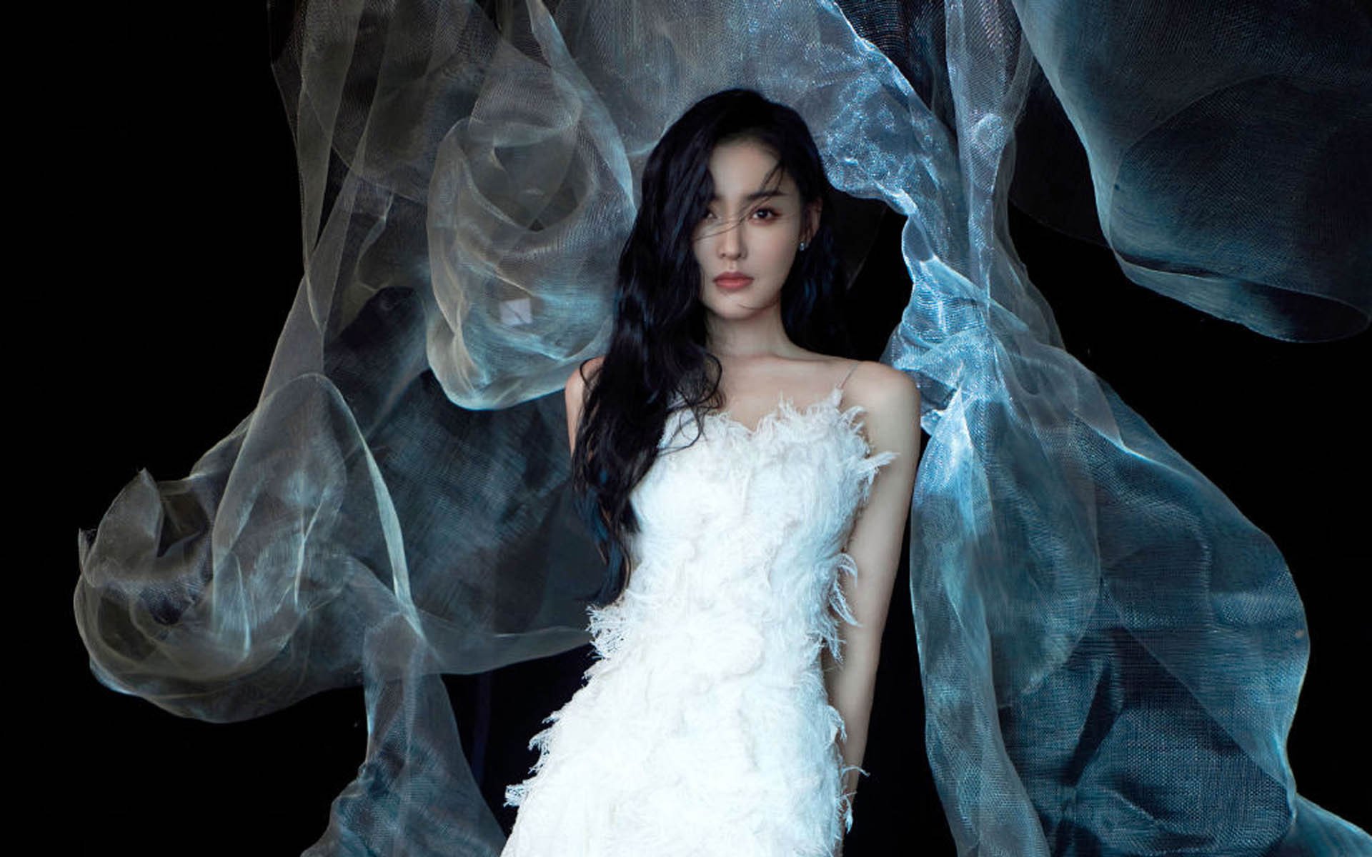 kaiyun体育app-中场传球重心变化是否左右整体进攻模式，传中球怎么不停球直接射门