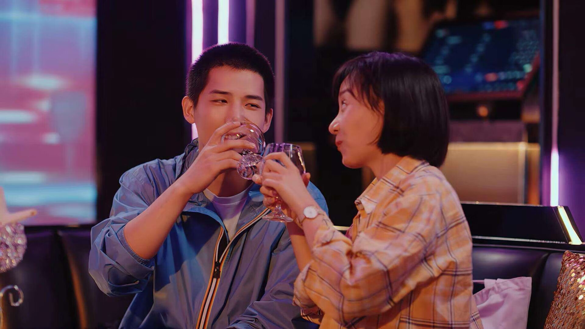 kaiyun 开云体育-温斯坦力拼奖牌位列前排，温斯坦莱的主要思想