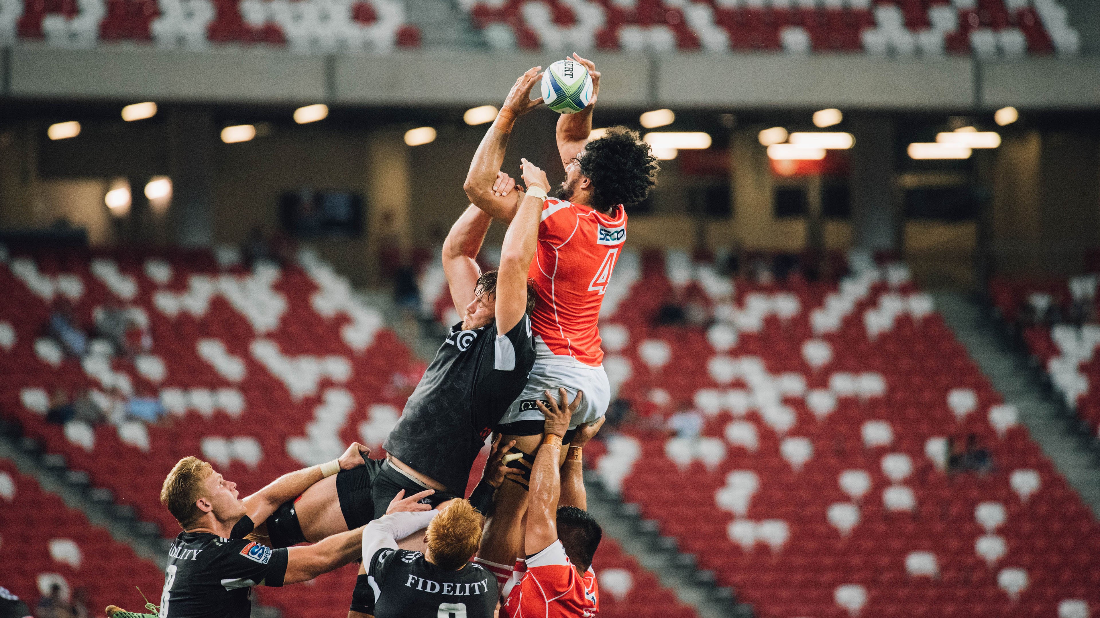 开云体育平台-迈阿密热火“铁血防守”让对手苦不堪言，季后赛实力尽显！，迈阿密热火宣传片